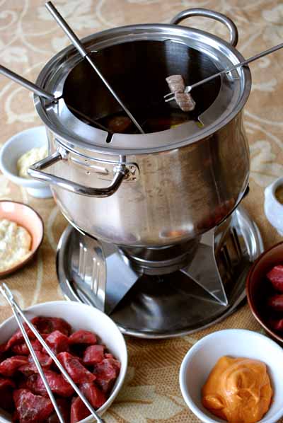 Párrafo ejemplo extremadamente Cómo hacer la fondue de carne o fondue bourguignon, paso a paso -  Pepekitchen