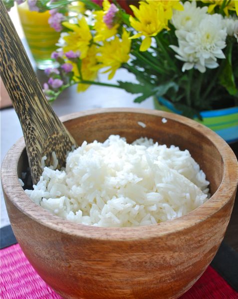 Cómo cocer el arroz glutinoso o pegajoso tailandés